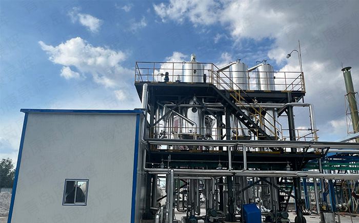 蒸發結晶設備在苯二甲酸制備中的作用